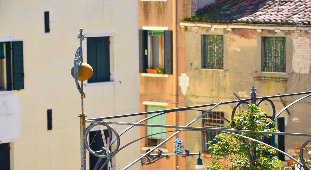 Ca Sagredo Al Ponte Bed & Breakfast Venesia Bagian luar foto