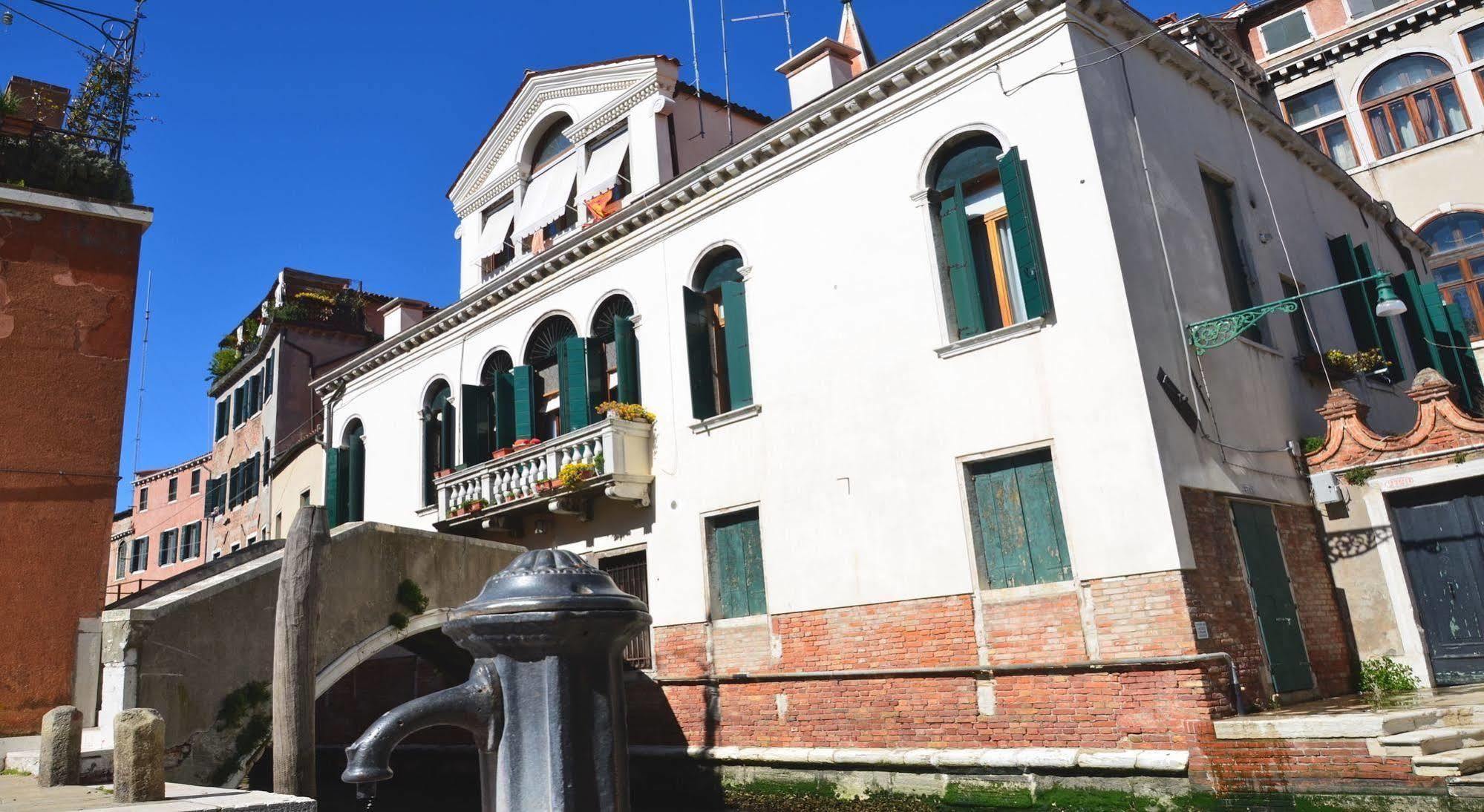 Ca Sagredo Al Ponte Bed & Breakfast Venesia Bagian luar foto